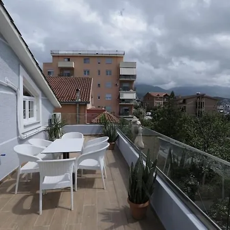 At Lila Apartment *